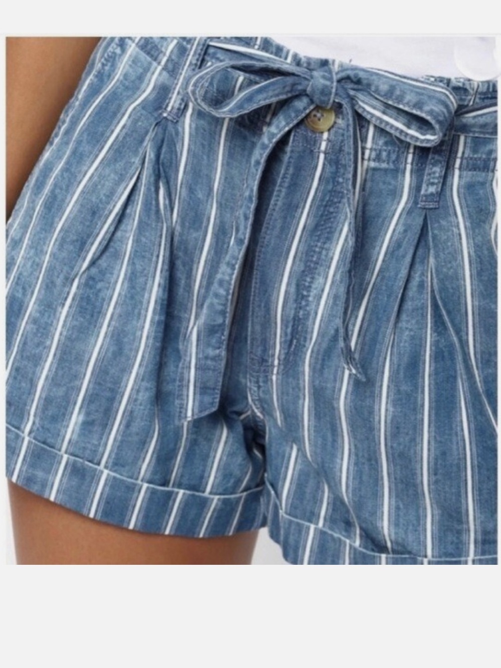 American Eagle Outfitters Blue and White Striped paper bag denim shorts size 2 - Picture 3 of 9